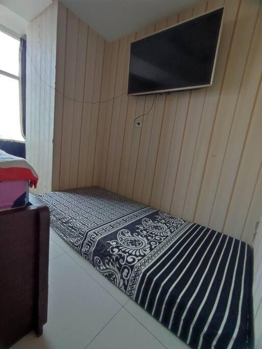 Sewa Harian, Bulanan, Tahunan, 2 Kamar 56m2 Apartemen *